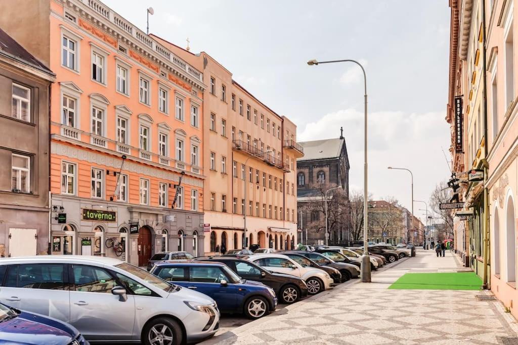 Top Floor Studio With Terrace Prague Exterior photo