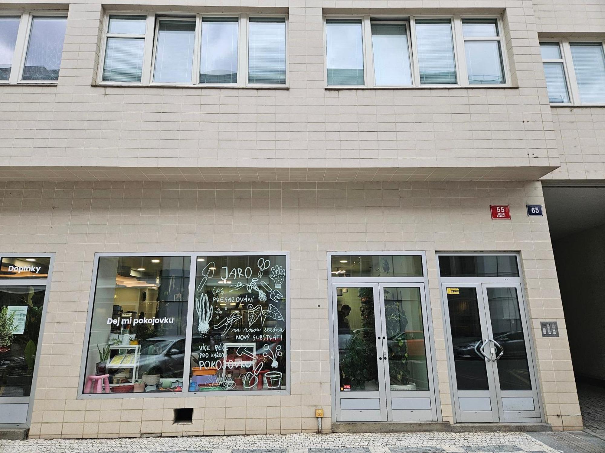 Top Floor Studio With Terrace Prague Exterior photo